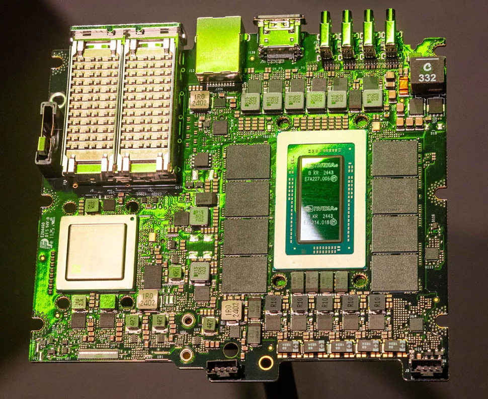ASUS Ascent GX10