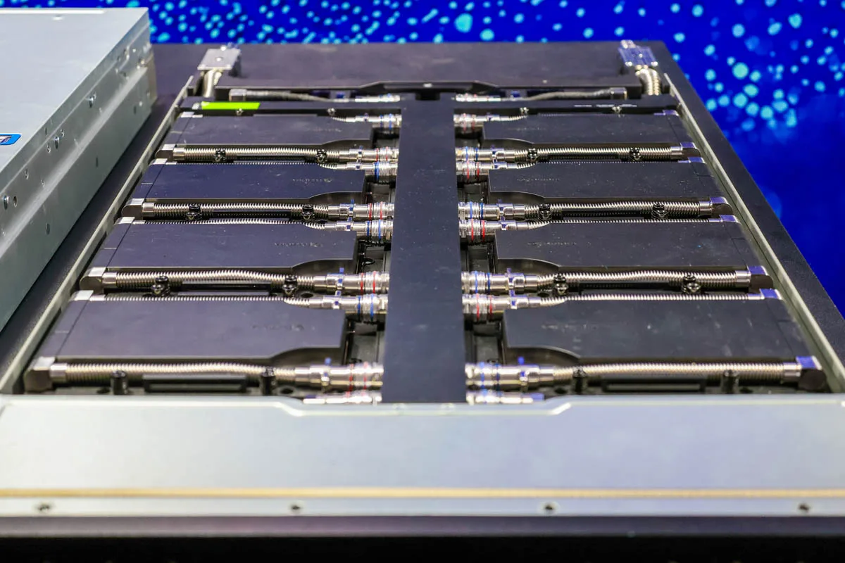 ASUS Seoul 2026-XA NR1I-E12LR (Liquid Cooled)